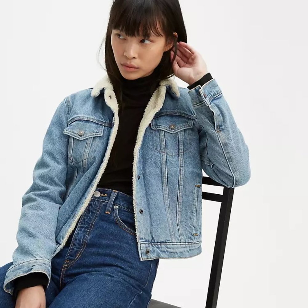 LEVI’S ORIGINAL SHERPA TRUCKER JACKET